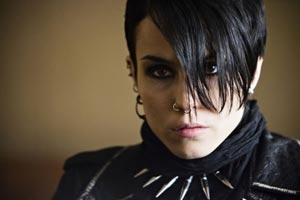 Noomi Rapace interrogadora de la CIA