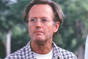 Peter Fonda, líder de un grupo de supervivientes a la debacle global en una serie producida por Ridley Scott
