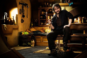 Peter Jackson convierte el sótano de su casa en el agujero hobbit de Bilbo Bolsón