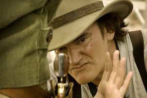 Quentin Tarantino se manifiesta contra la violencia... ¡de la policía!