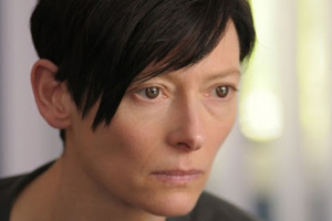 Tilda Swinton se une a la familia de los superhéroes Marvel