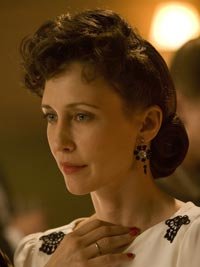 David Thewlis y Vera Farmiga