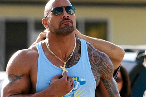 Dwayne Johnson encuentra director para su versión de "Los vigilantes de la Playa"