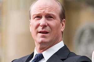 William Hurt abandona el rodaje de "Midnight Rider" por el trágico accidente en que falleció una ayudante de cámara