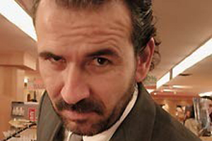 El actor Willy Toledo arremete contra Pablo Iglesias: “¿Puedes dejar de hacer el imbécil?”