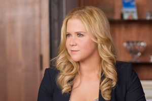 Amy Schumer, hija poco ejemplar de vacaciones con su madre, tras "Y de repente tú"