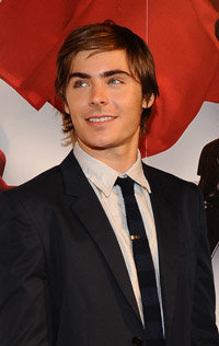 Zac y Corbin dan una imagen muy similar a la de sus personajes Troy y Chad de High School Musical