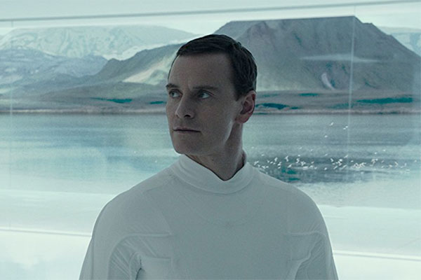 Michael Fassbender protagonizará una comedia de acción y karatekas