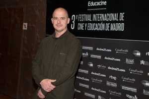 Pablo Iraburu presenta su película "Muros" en la cuarta jornada del Festival Educacine
