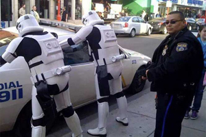 La policía de Filadelfia aclara que no es delito reventar la trama de "Star Wars: El despertar de la fuerza"