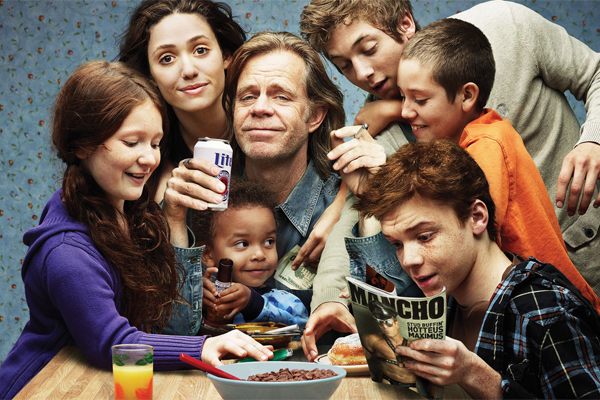 Movistar+ desata la polémica emitiendo la serie “Shameless” con subtítulos piratas descargados de internet
