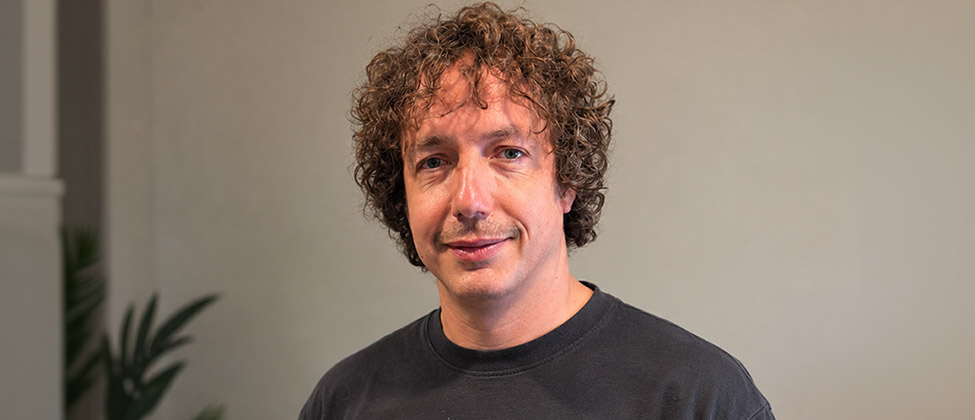 Entrevista con Vito Sanz, actor de “Los ilusos 13+13”