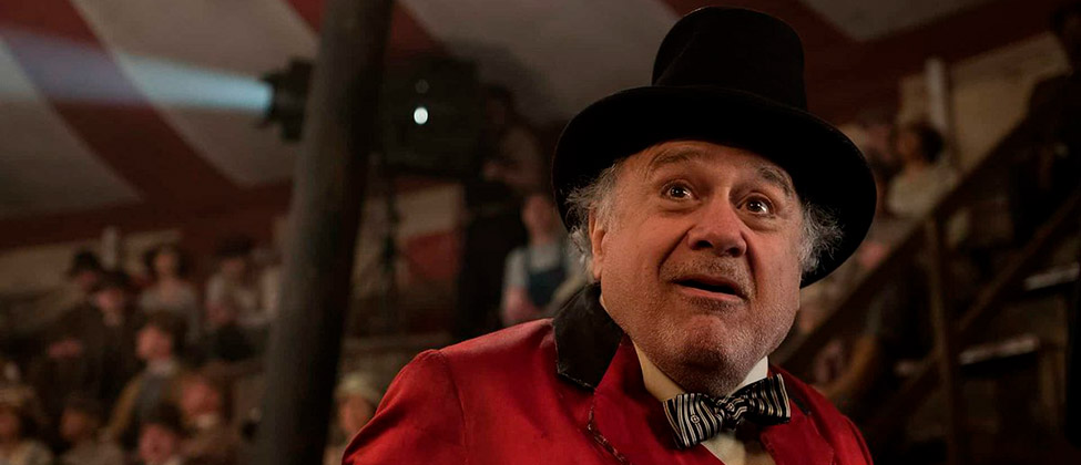 El actor Danny DeVito quiere volver a la dirección con 'McTeague'