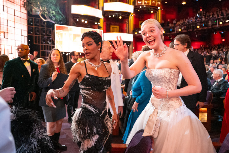Las mujeres más deslumbrantes en la alfombra roja de los Oscar 2026