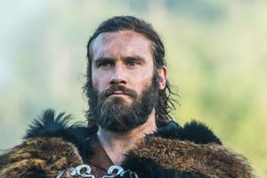 Un actor de "Vikingos" sustituirá a Liam Neeson en la versión televisiva de "Venganza"