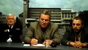 12:08 al este de Bucarest foto crítica.