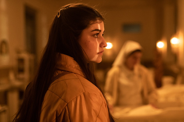 Alumbramiento foto crítica.