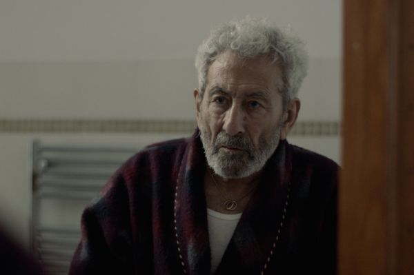 Antón foto crítica.