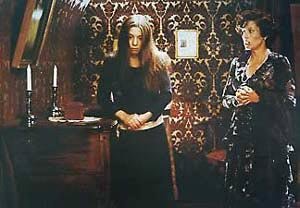 Benilde, virgen y madre foto crítica.