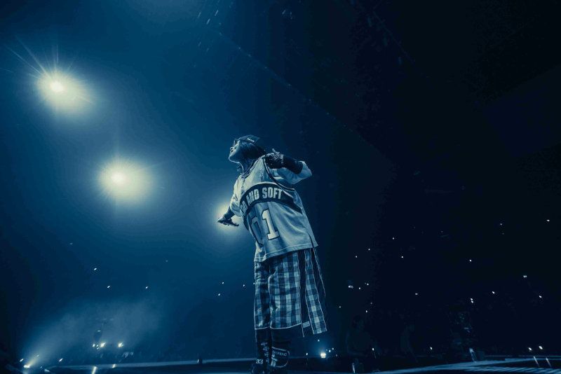 Billie Eilish: Hit Me Hard and Soft. The Tour foto crítica.