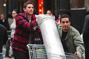 Buscarse la vida en América foto crítica.