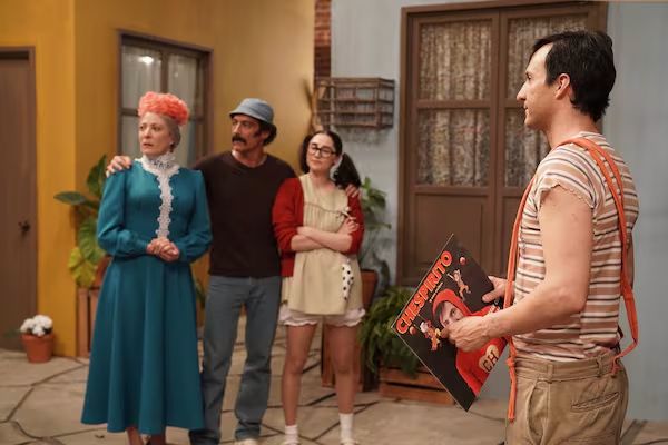 Chespirito: Sin querer queriendo foto crítica.