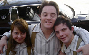 Colegas foto crítica.