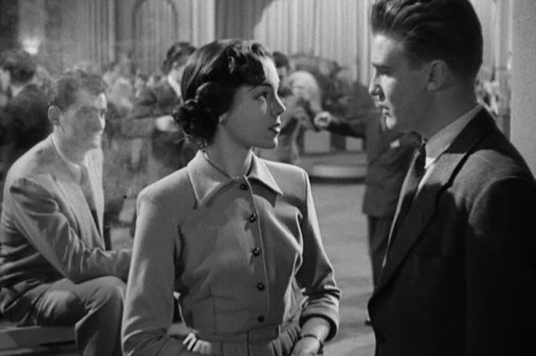 Dance Hall foto crítica.