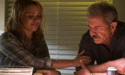 Al otro lado de la ley