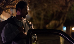 Al otro lado de la ley