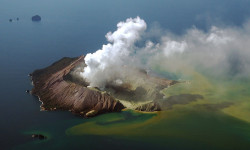 El volcán: Rescate en Whakaari