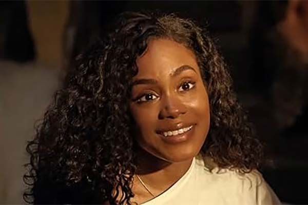 En busca de Joy de Tyler Perry foto crítica.