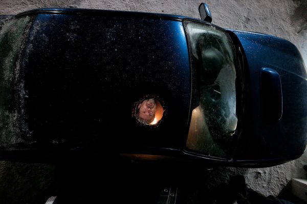 En un confín del mundo foto crítica.