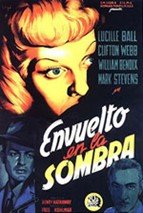 Envuelto en la sombra (1946)