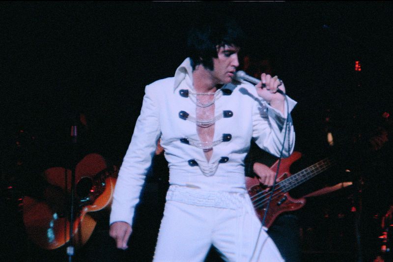 EPiC: Elvis Presley in Concert foto crítica.