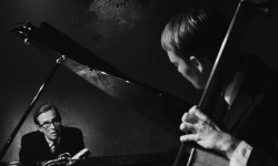 Everybody Digs Bill Evans