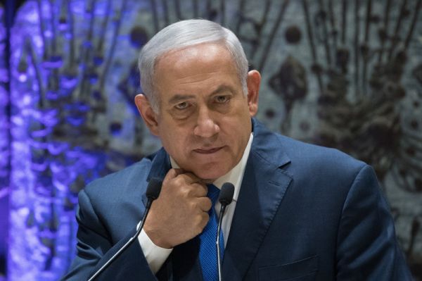 Expediente Netanyahu foto crítica.
