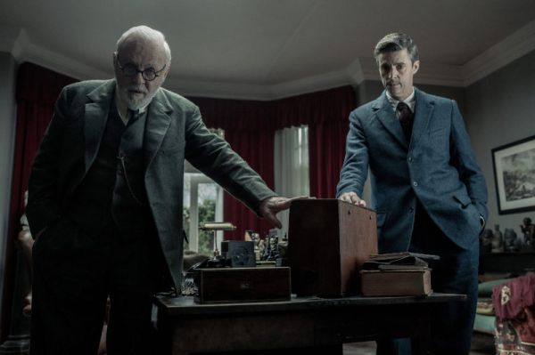 La última sesión de Freud foto crítica.