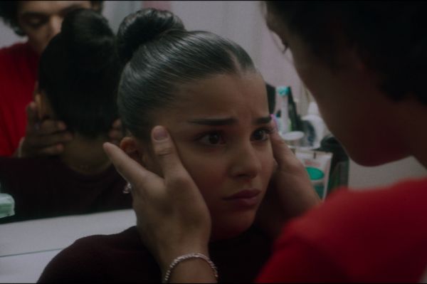 HLM Pussy foto crítica.