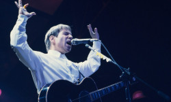 In Restless Dreams: La música de Paul Simon