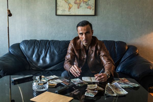 Jakov foto crítica.