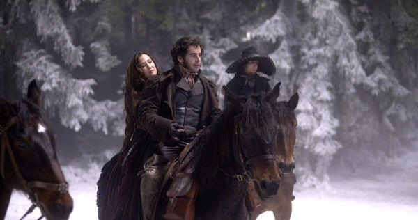 La Bella Y La Bestia Pelicula 14 Critica Reparto Sinopsis Premios Decine21 Com