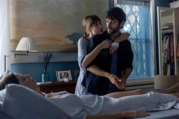 La mujer dormida foto crítica.