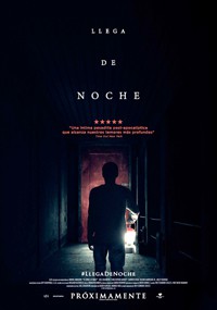 Llega de noche