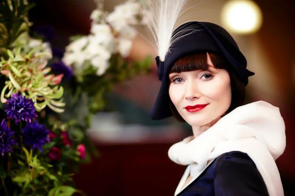 Los misteriosos asesinatos de Miss Fisher foto crítica.