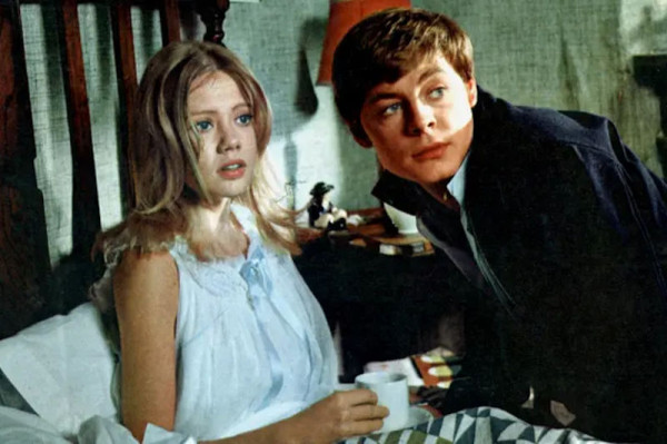 Luna de miel en familia foto crítica.