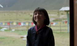 Lunana, un yak en la escuela