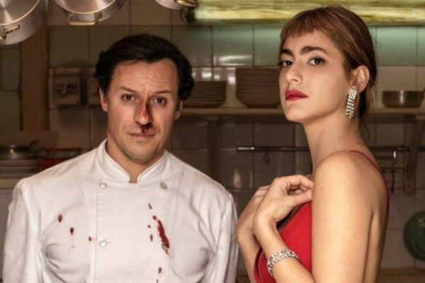 Marilyn tiene los ojos negros foto crítica.