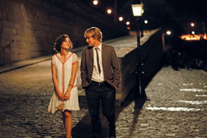 Midnight in Paris foto crítica.