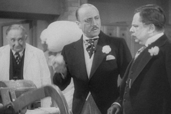 No empieces nada en abril foto crítica.